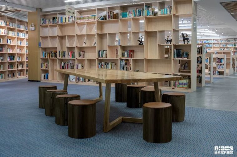 911香蕉视频APP圖書館家具